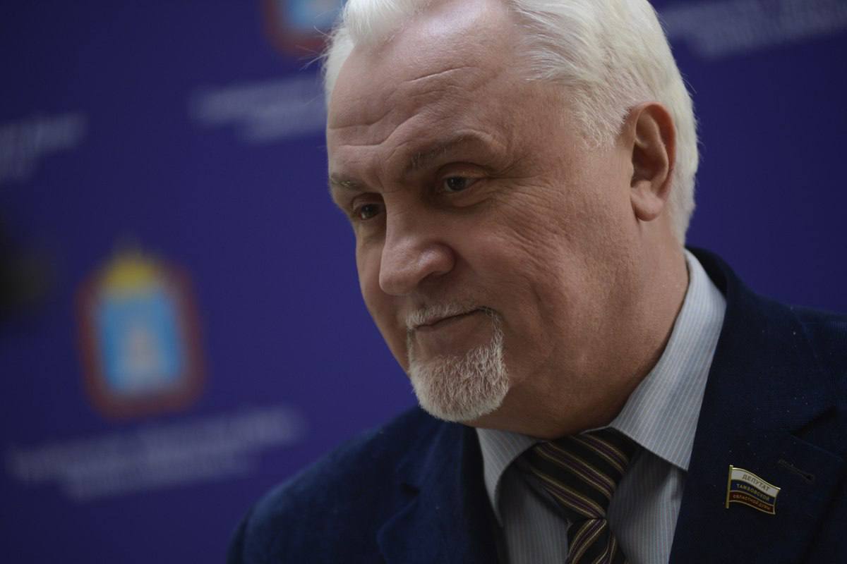 Вы сейчас просматриваете Сегодня день рождения отмечает председатель Тамбовской областной Думы Евгений Алексеевич Матушкин